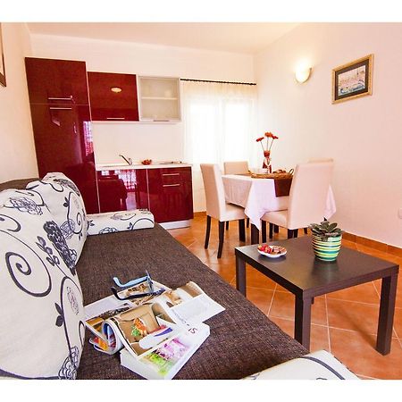 Apartments Cambi คาชเตลา ภายนอก รูปภาพ