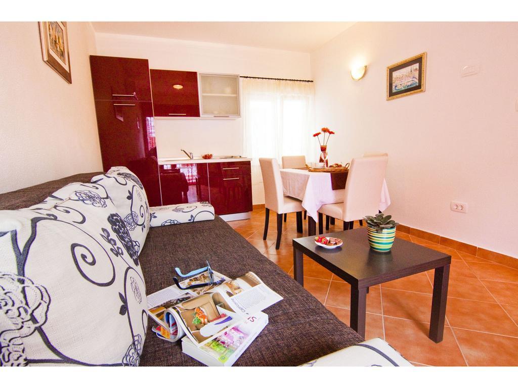 Apartments Cambi คาชเตลา ภายนอก รูปภาพ