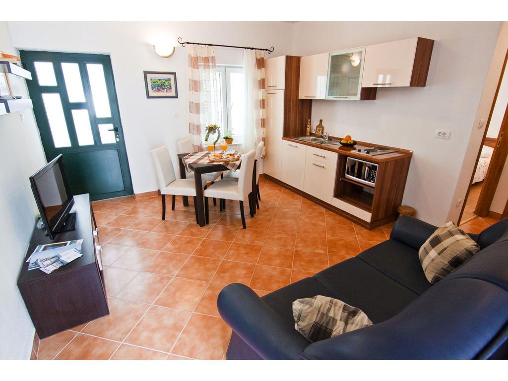 Apartments Cambi คาชเตลา ห้อง รูปภาพ